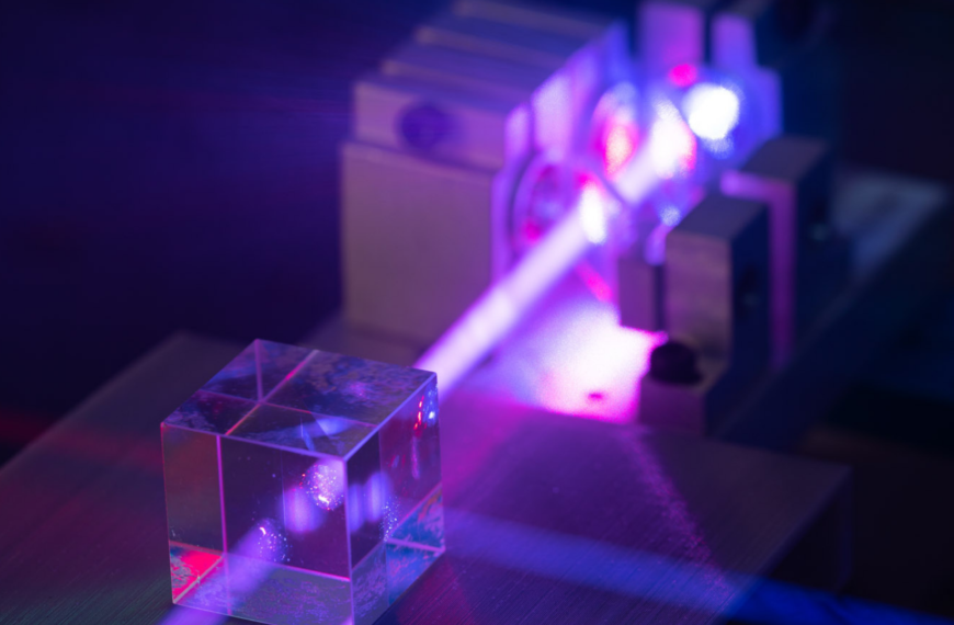 Laser Focus: Exploring Light and Optics with Virtual Labs